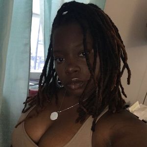 Meet your Posher, Tiffany